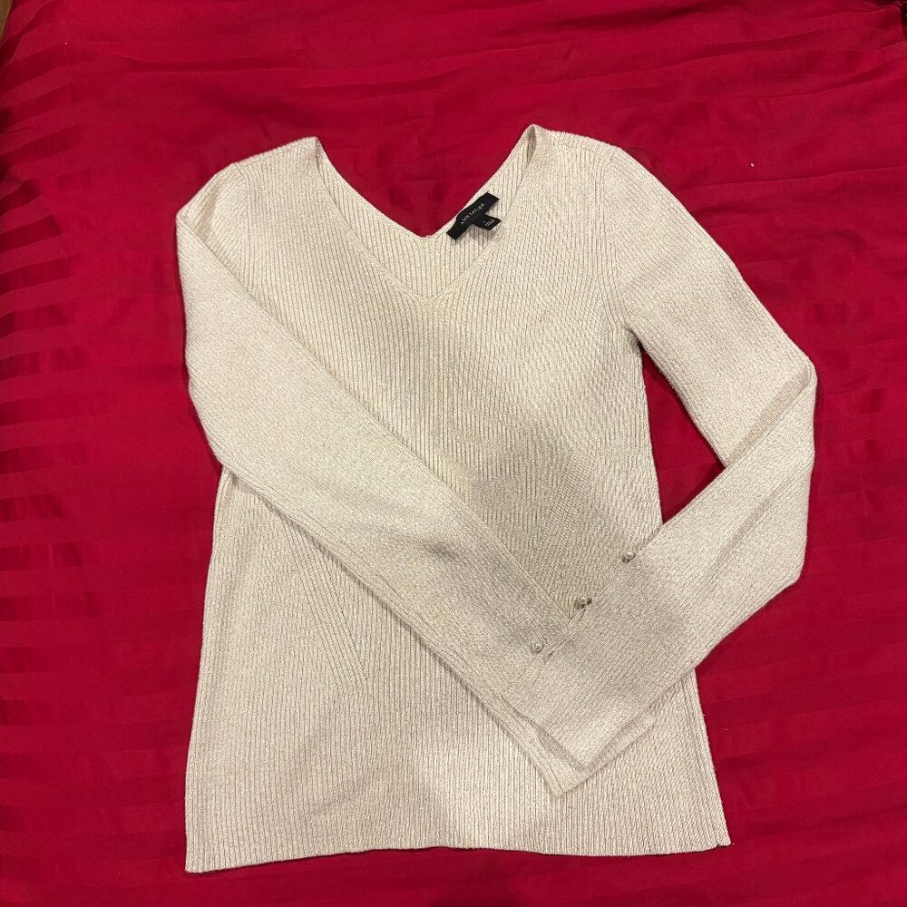 Ann taylor vneck glittery cream long sleeved Top w/ pearl beads on sleeves SMALL - Picture 2 of 3